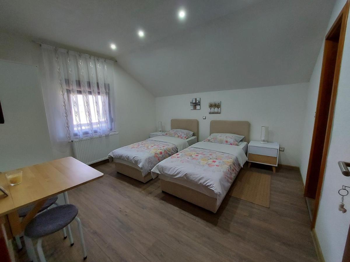 Отель House Boketto Кореница Экстерьер фото